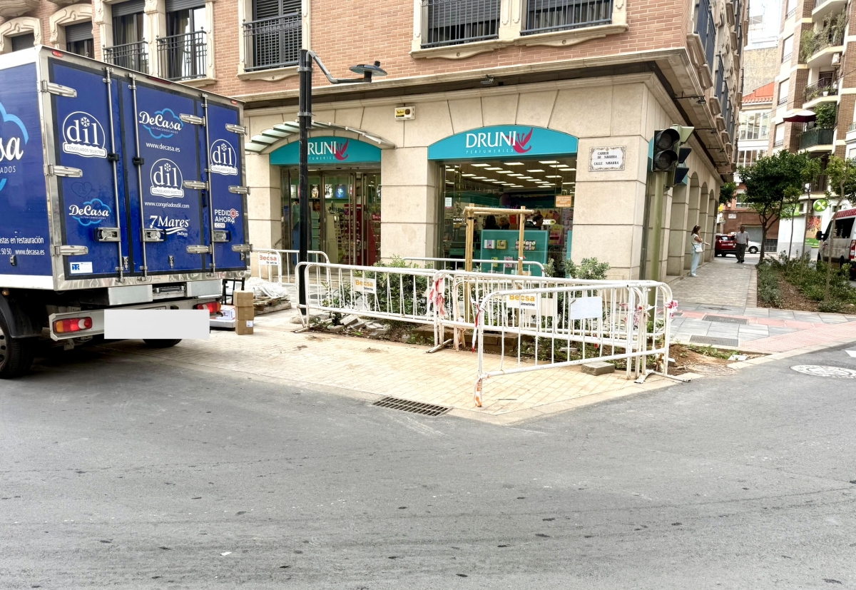 El PSPV de Castelló acusa al Gobierno de Carrasco de no regular el tráfico en la ZBE de la calle Navarra