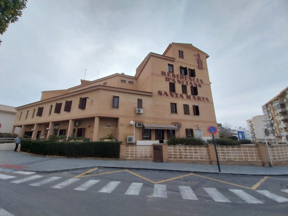 Comienza la reforma del Hospital Asilo Santa Marta de la Vila Joiosa para mejorar su accesibilidad 