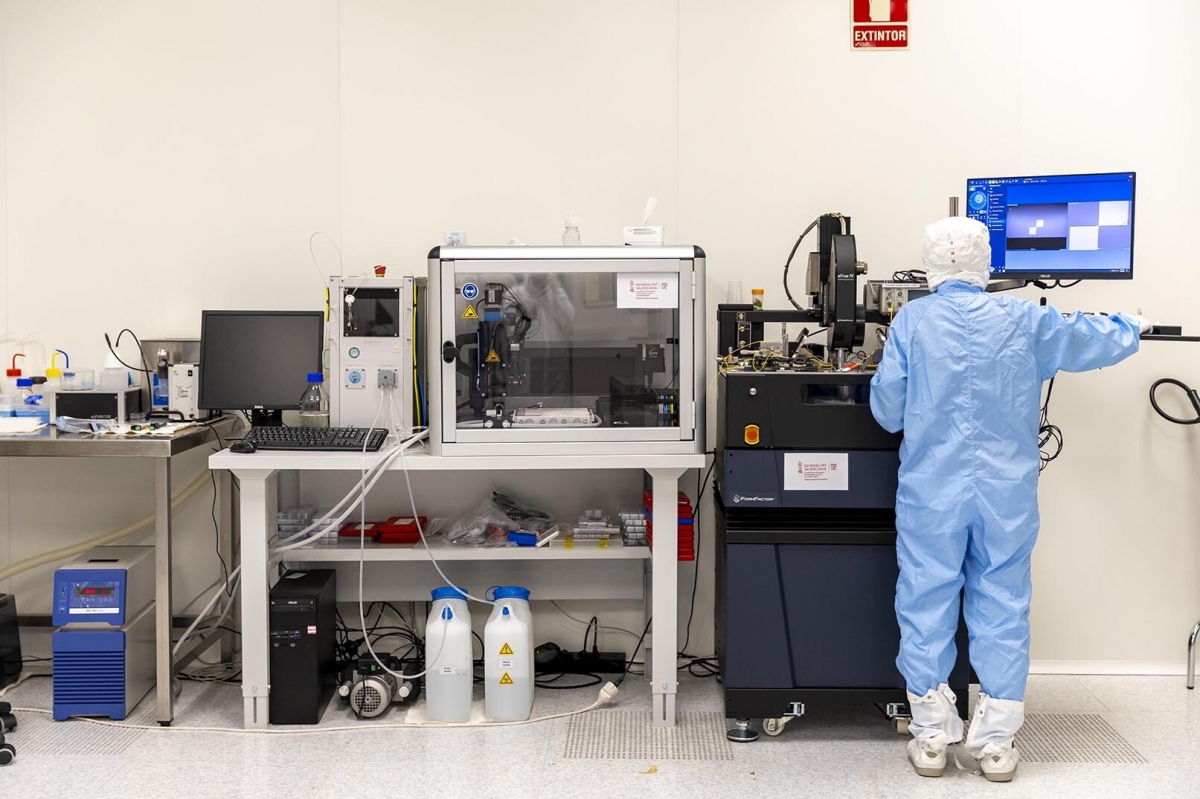 La planta piloto de chips fotónicos de la UPV se instalará en l'Eliana con una inversión de 33 millones