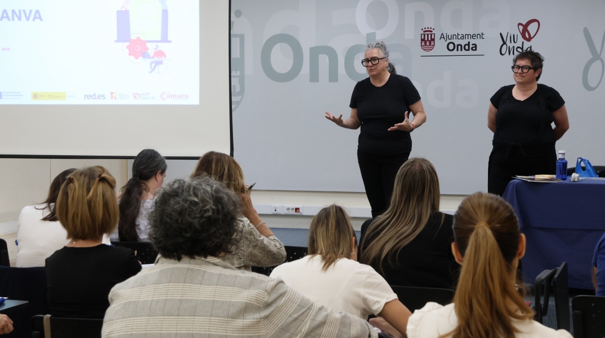 Onda impulsa la competitividad con nuevos talleres gratuitos para comerciantes y hosteleros