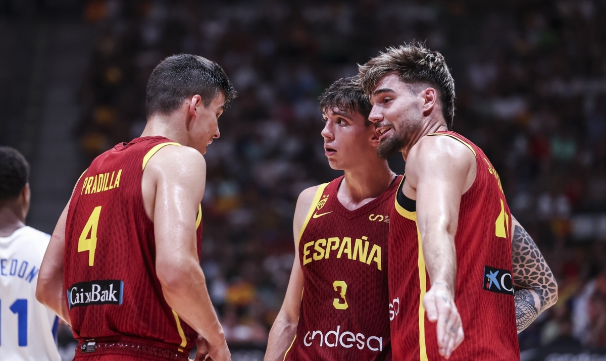 Una España muy 'taronja' arranca su defensa del título ante Georgia