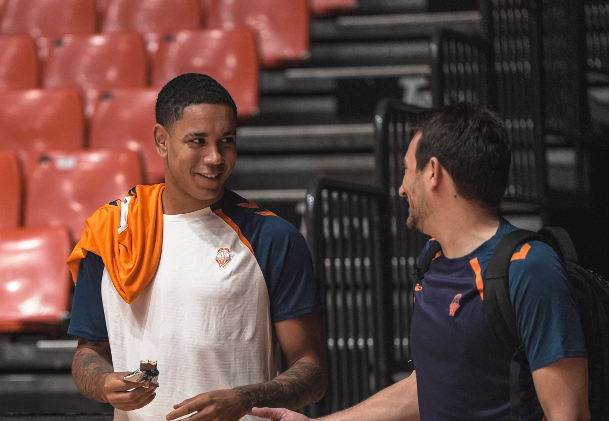 Isaac Nogués y Brancou Badio se suman a la pretemporada de Valencia Basket