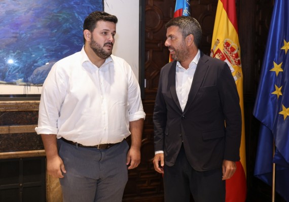 Mazón y el alcalde de Albal abordan la necesidad de construir un nuevo instituto en la localidad