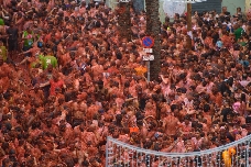 La tomatina de Buñol de 2025 en imágenes