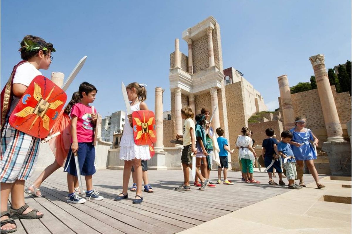Escipión y Aníbal vuelven al Museo del Teatro Romano este mes de septiembre para adiestrar a un ejército infantil
