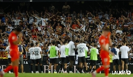 El Getafe pone a prueba la reacción de un Valencia que necesita sumar de tres