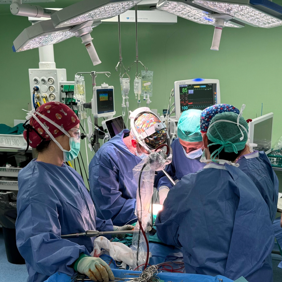 El Doctor Balmis introduce una técnica con prótesis 3D personalizadas para tratar tumores en el tórax