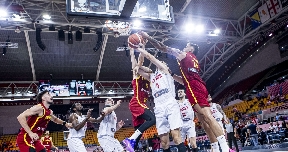 España no puede con Georgia en un debut que confirma las dudas previas 