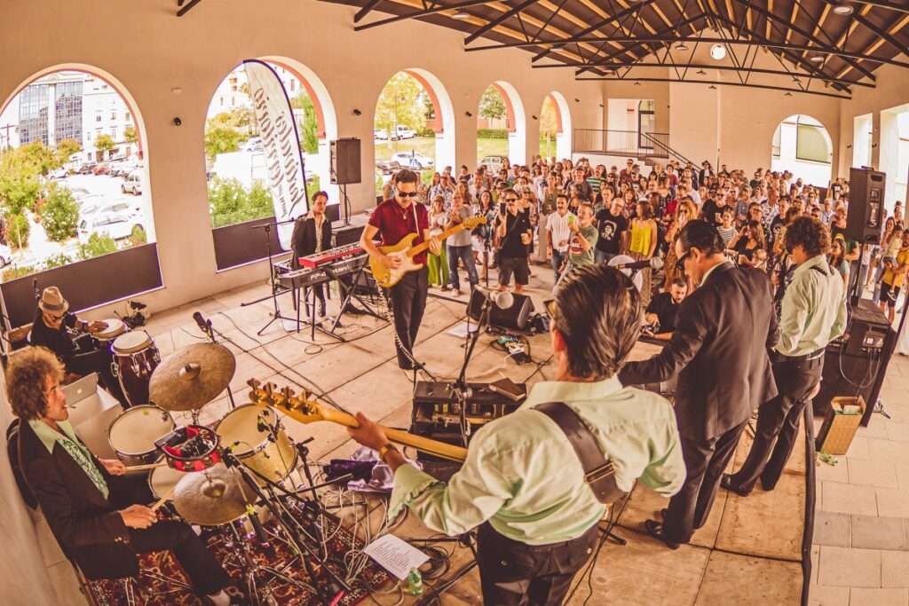 Nómade presenta su cartel musical por días con conciertos de Duncan Dhu y La Maria