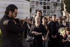 Kiti Mánver, Álvaro Morte y Hovik Keuchkerian: "Lo que nos divierte de la profesión es hacer cosas que no has hecho antes"