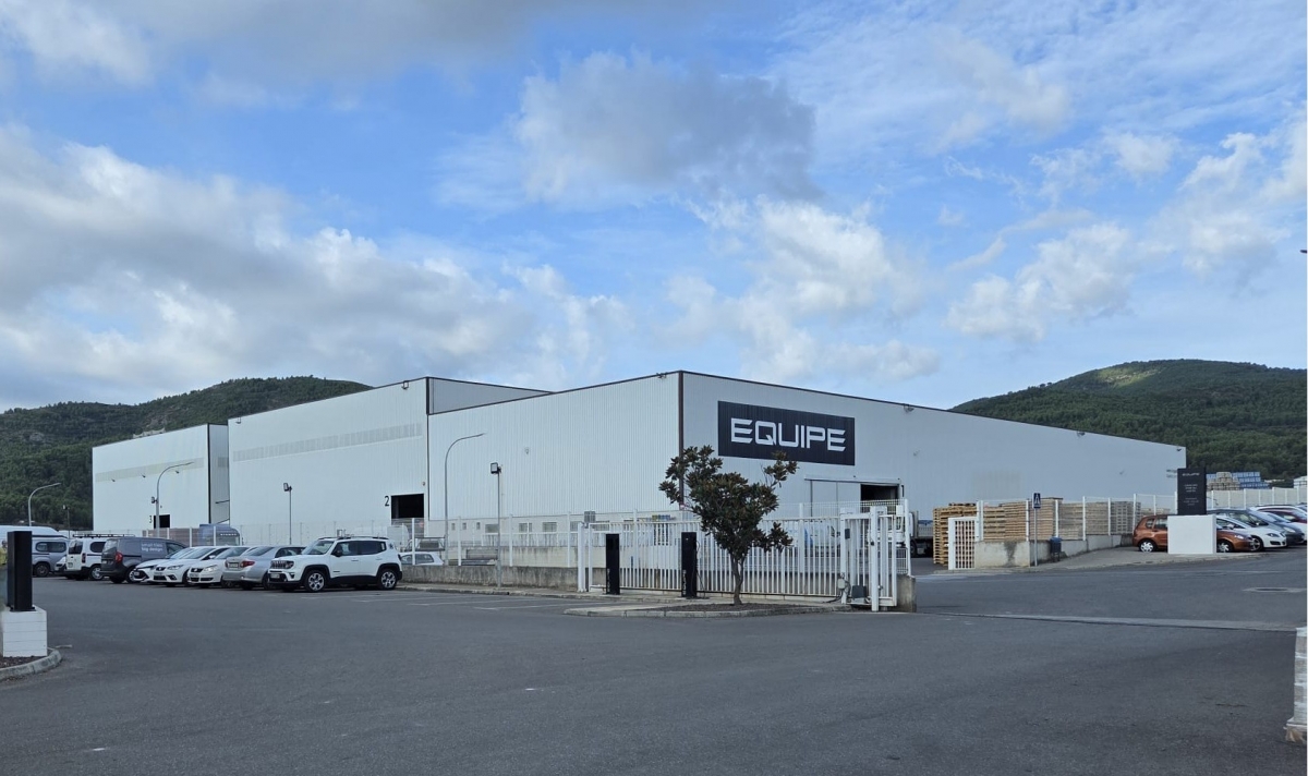 Equipe Cerámicas inaugura un nuevo almacén logístico de última generación, con capacidad de 2.000 kilos por módulo