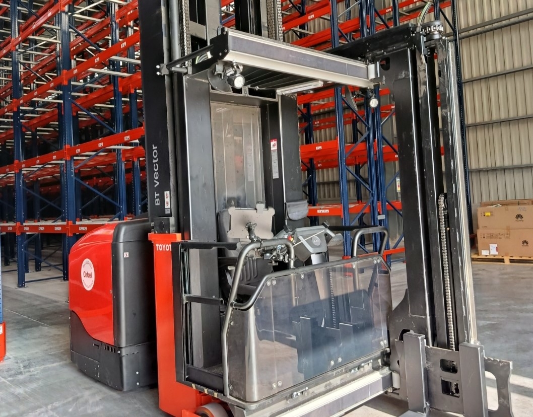 Carretilla Trilateral.