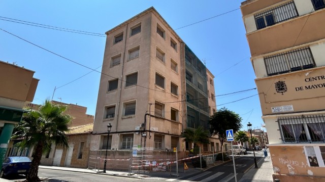 Alicante logra 275.000 € de fondos europeos para las viviendas destinadas a jóvenes de San Gabriel