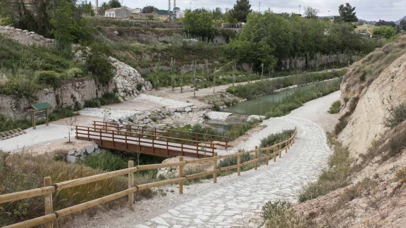 El río Tarafa y sus alrededores, en Aspe