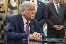 La Justicia de EEUU declara ilegales la mayoría de los aranceles de Trump, pero los mantiene en vigor hasta octubre
