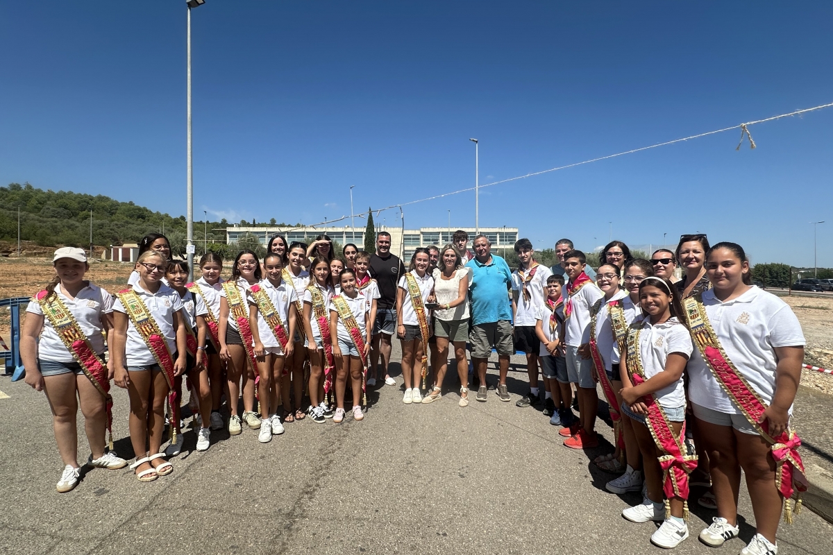 Vall d'Alba celebra con pólvora su centenario