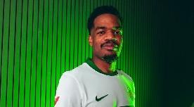 Christian Bragarnik vuelve a sorprender, ahora con Grady Diangana