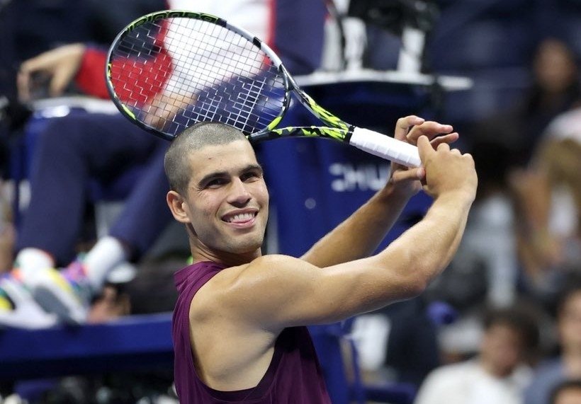 Carlos Alcaraz y el checo Machac, únicos que aún no cedieron un set en este Abierto de Estados Unidos 