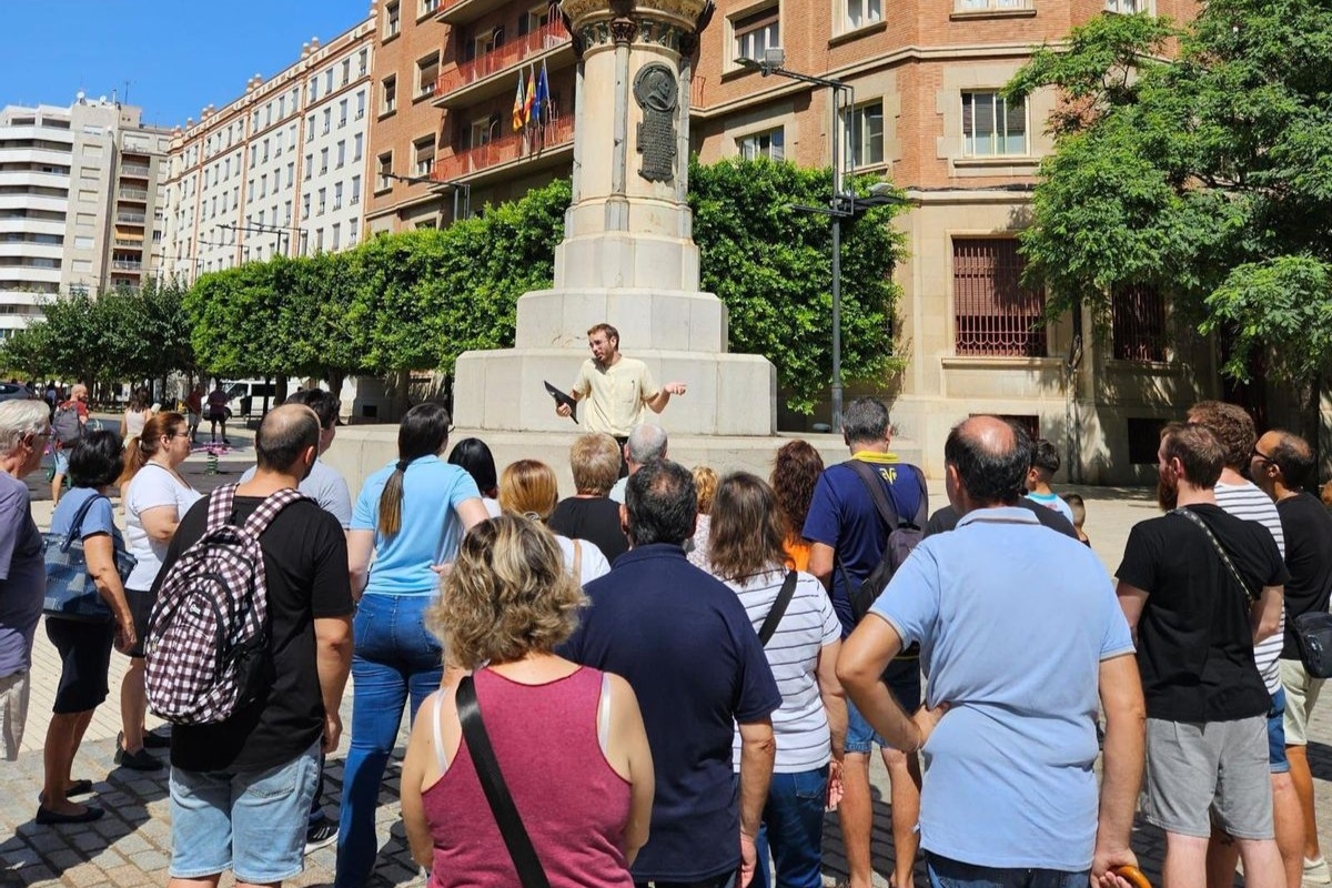 Imagen de una visita teatralizada en Castelló - 