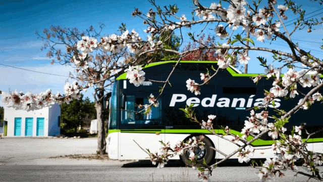 900.00 personas hacen uso del autobús a pedanías en Elche desde su puesta en marcha