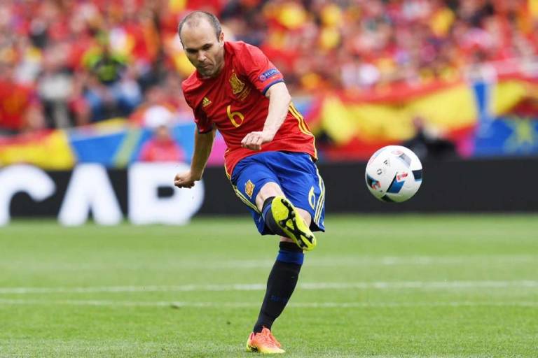 Andrés Iniesta anunciará su futuro el 8 de octubre
