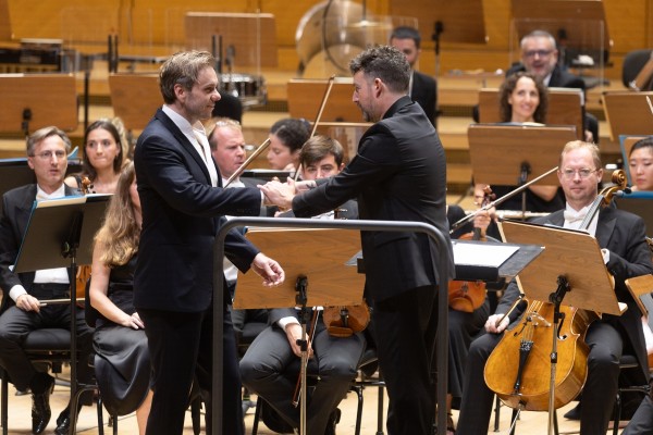Gaffigan se despide como titular de la Orquestra de la Comunitat Valenciana en Rumanía