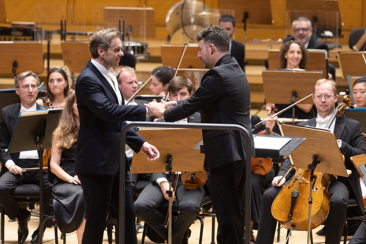 Gaffigan se despide como titular de la Orquestra de la Comunitat Valenciana en Rumanía