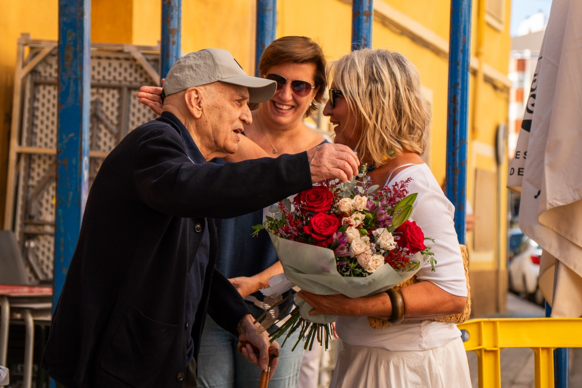 L’Alcora rinde un emotivo homenaje a sus vecinos de más edad con motivo de las Fiestas del Cristo