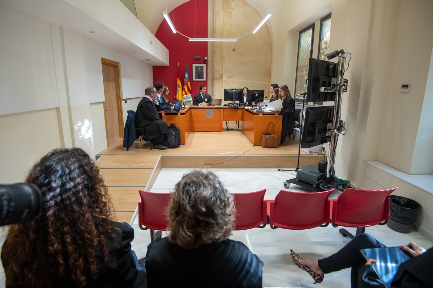Hijos de fallecidos en la residencia Domus Vi de Alcoy narran en el juicio el trato recibido
