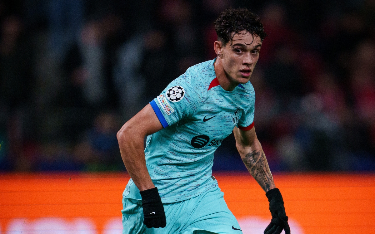 Héctor Fort, nuevo futbolista del Elche CF - Foto: PLAZA Héctor Fort, nuevo futbolista del Elche CF