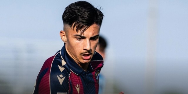 El granota Paco Cortés jugará cedido en la Cultural y Deportiva Leonesa