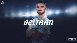 El Valencia CF da un giro al '9' con Lucas Beltrán