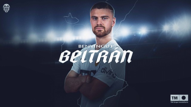 El Valencia CF da un giro al '9' con Lucas Beltrán