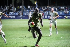 La primera en la frente: el Murcia cae en Marbella siendo remontado tras marcar en el minuto 2