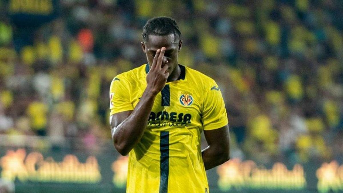 El Villarreal CF rechazó una oferta del Valencia CF por Etta Eyong