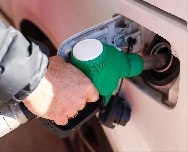 El consumo de carburantes en julio fue un 8 % superior al del año pasado, según Cores