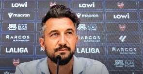 El Levante aclara que el Villarreal mantiene un derecho de tanteo por Etta