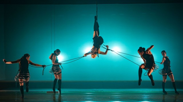El Paranimf de la UJI vuelve a llenarse de teatro, danza y cine en una amplia programación de otoño