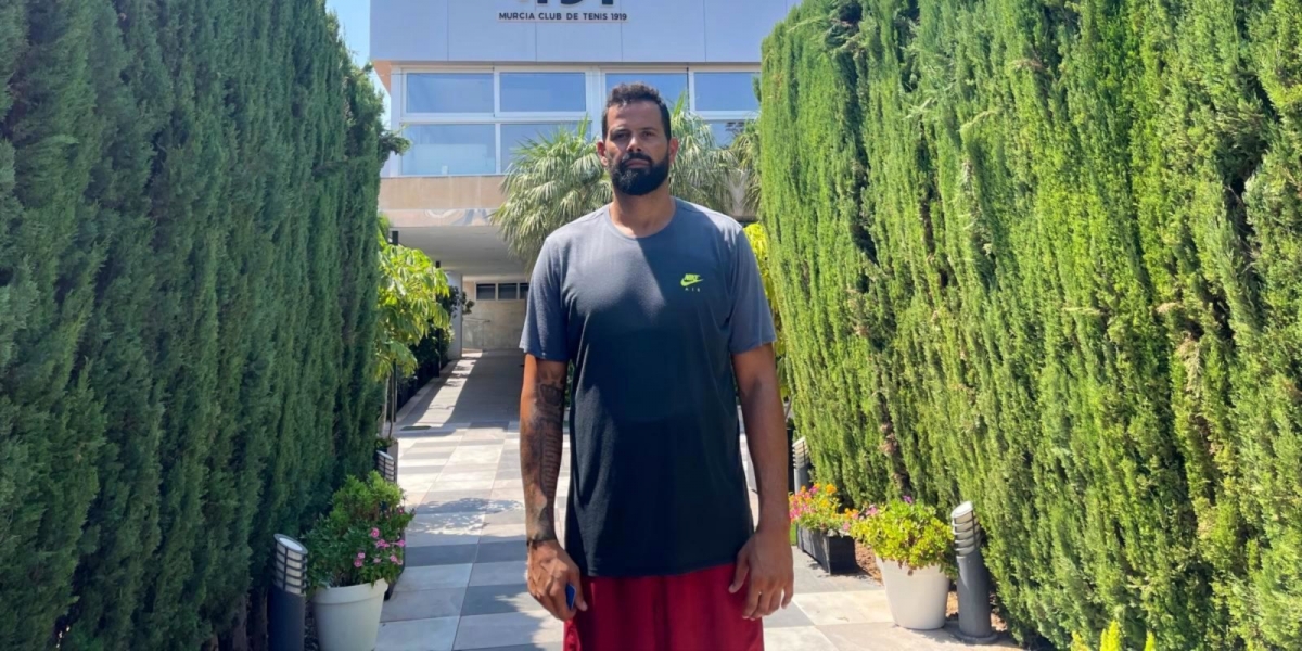 El Caesa Cartagena anuncia el fichaje del pívot brasileño Vítor Faverani