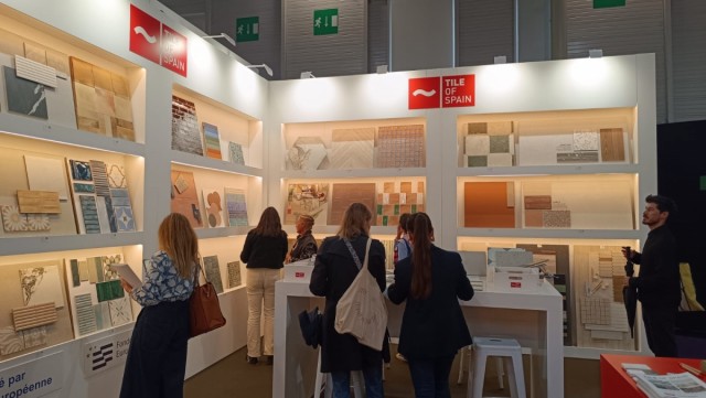 Una quincena de empresas de Tile of Spain participan en el stand de la cerámica española en Maison&Objet