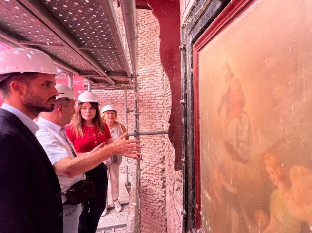 Arrancan las obras de rehabilitación en la fachada lateral de la iglesia de San Bartolomé de Murcia para frenar su deterioro