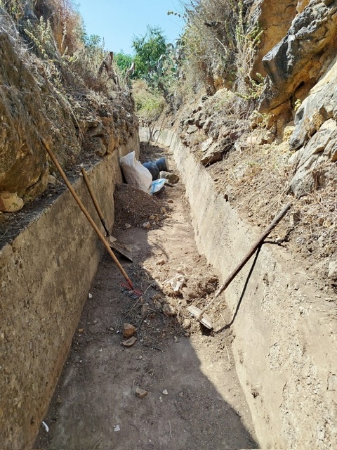 El Ayuntamiento de Llíria lleva a cabo una limpieza especial del canal de protección ante lluvias torrenciales