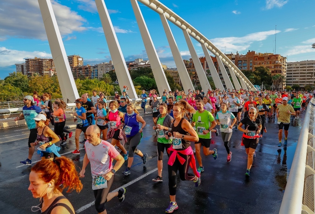 València se pone a correr