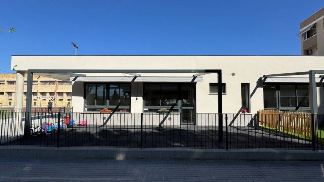 Elche invierte este verano cerca de 3 millones en la mejora de colegios y escuelas infantiles del municipio
