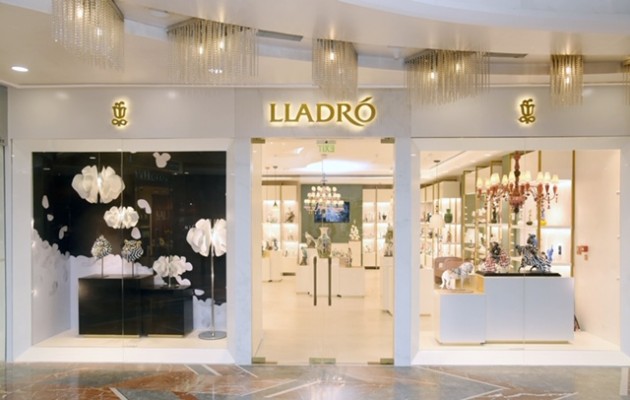 Lladró mantiene su facturación en 45 millones tras su expansión internacional, pero vuelve a pérdidas