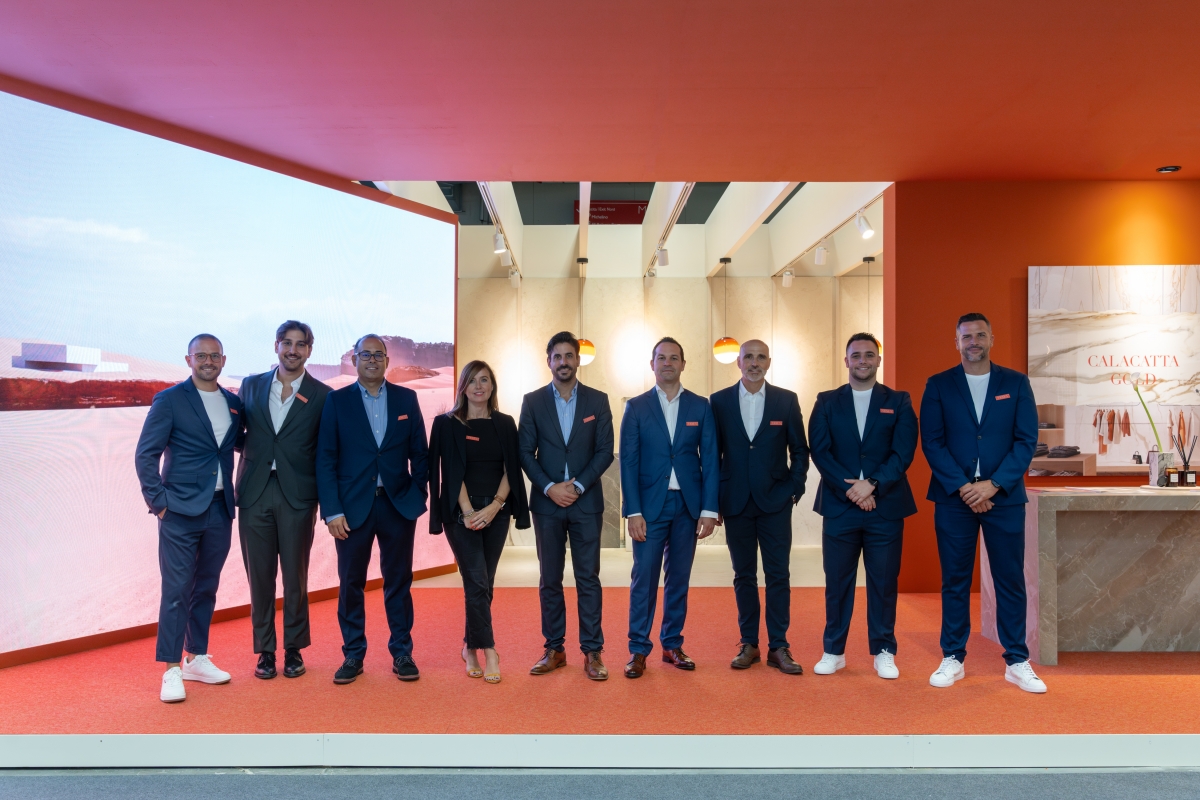 Un bar mediterráneo con showcookings en vivo y novedades exclusivas: la propuesta de Venux en Cersaie 2025