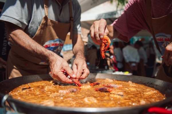 Ocho cocineros ofrecerán sus arroces con pescado de la Marina Alta en Els Magazinos de Dénia
