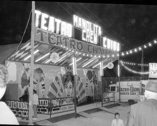 El Teatro Chino de Manolita Chen, instalado en un recinto ferial - 