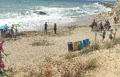 Denuncian al alcalde de El Campello por presunta prevaricación en caso de los vertidos de Cala Baeza