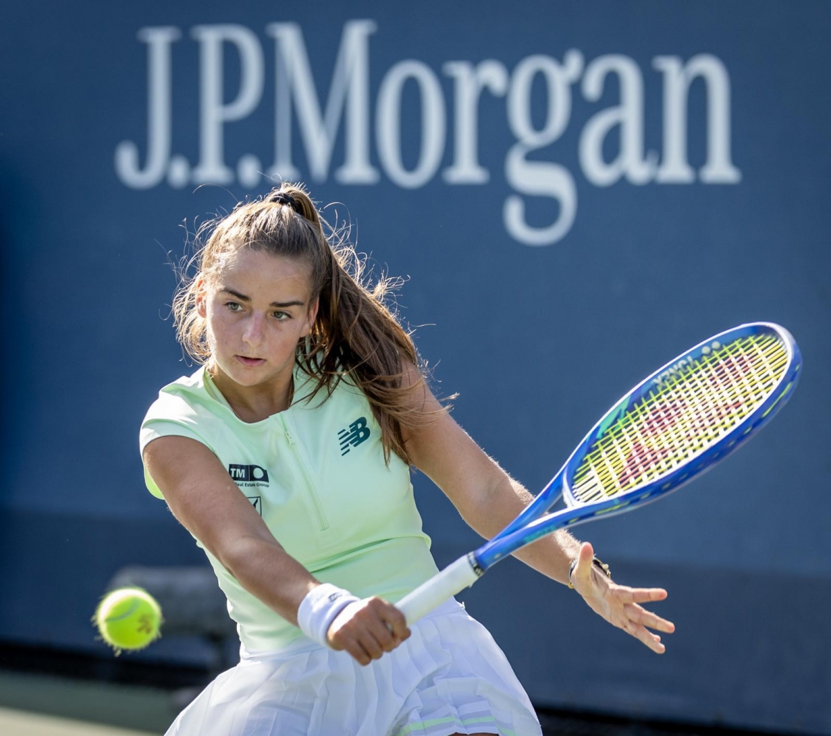 Charo Esquiva hace historia en Nueva York